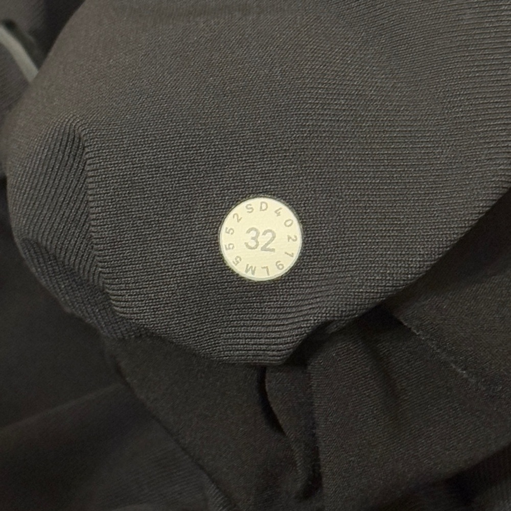 Lululemon ABC Slim Pants Warpstreme Size 32 Gray Obsidian Men’s - Picture 8 of 8